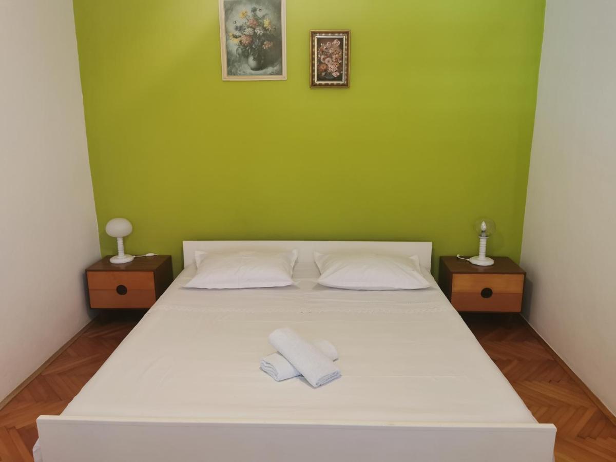 Apartman Tudor Kuzma Hvar Town Exterior foto
