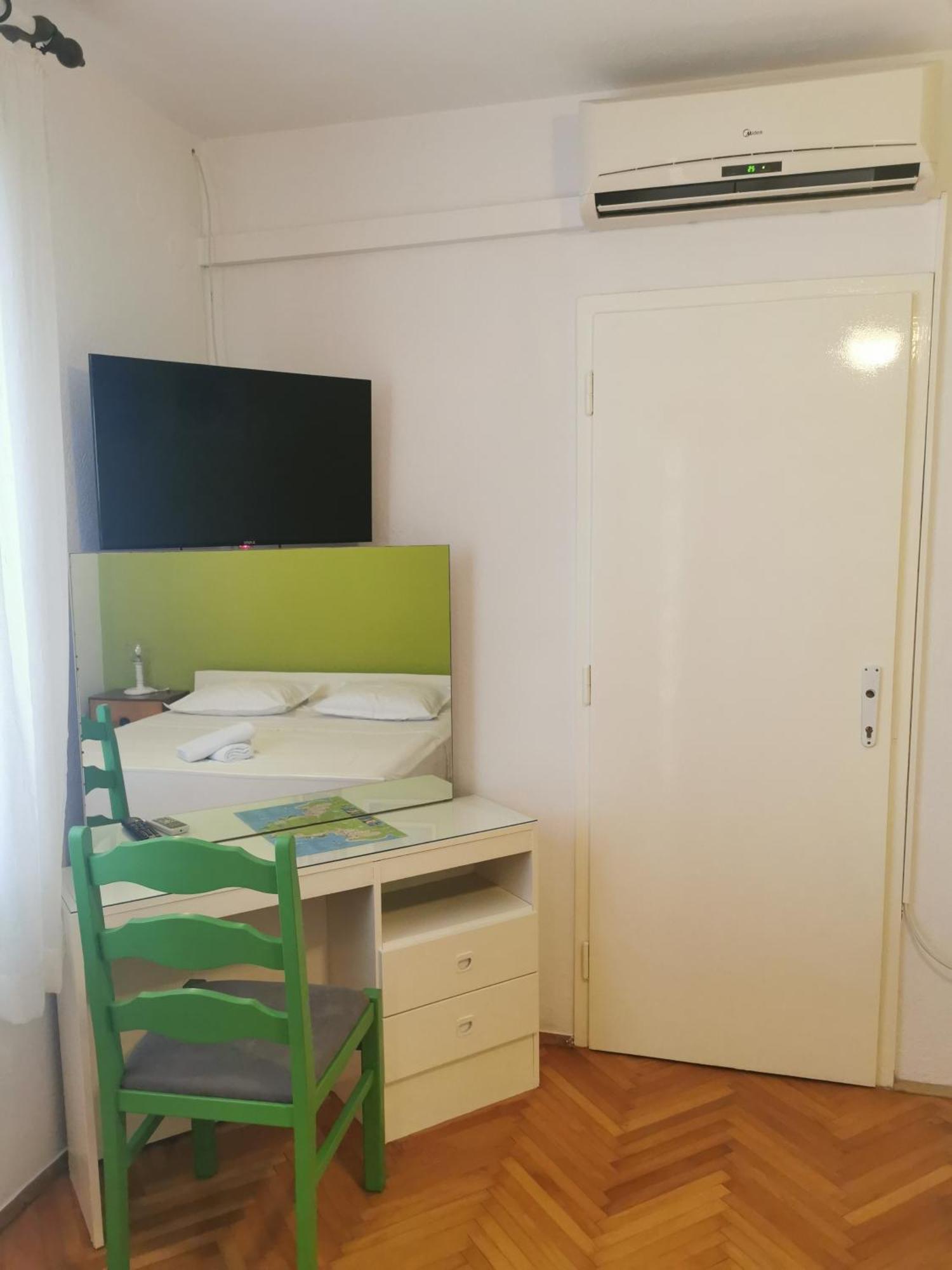 Apartman Tudor Kuzma Hvar Town Exterior foto