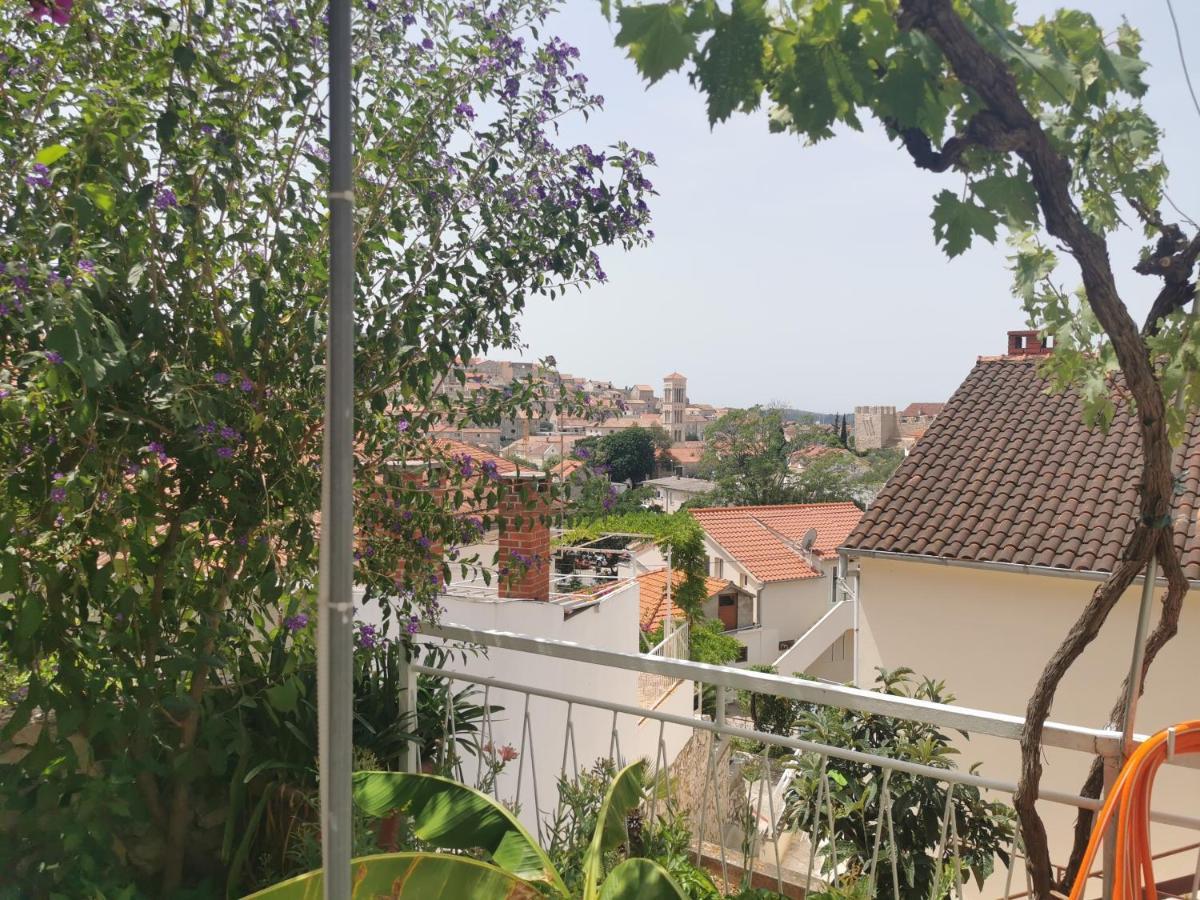 Apartman Tudor Kuzma Hvar Town Exterior foto